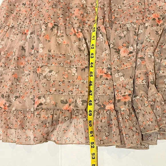 Ivy City Tiered Floral Maxi Dress - Picture 14 of 14